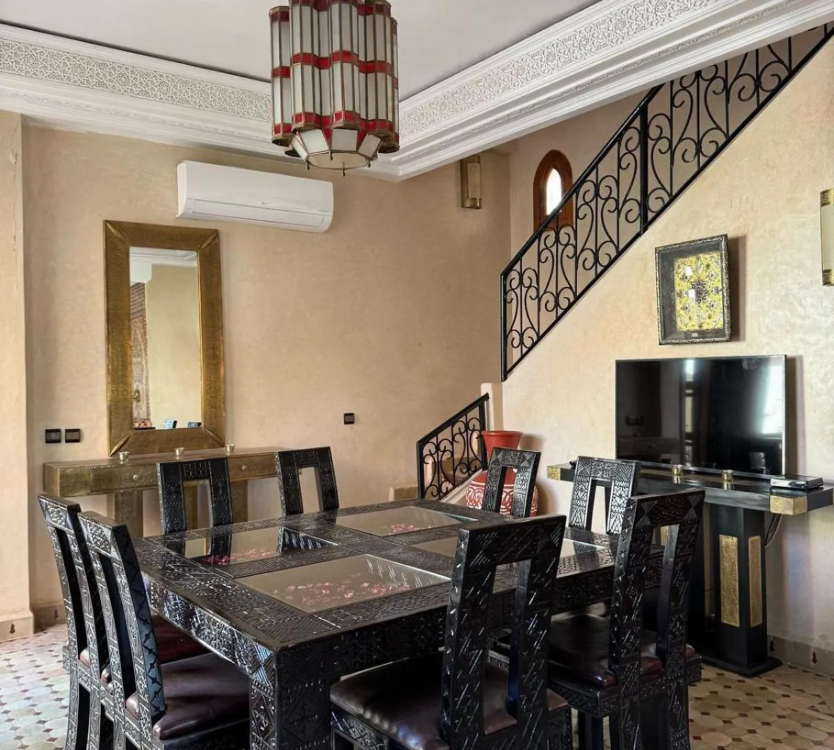 מרקש Luxury Private Riad, Air-Conditioned And Pool בית נופש